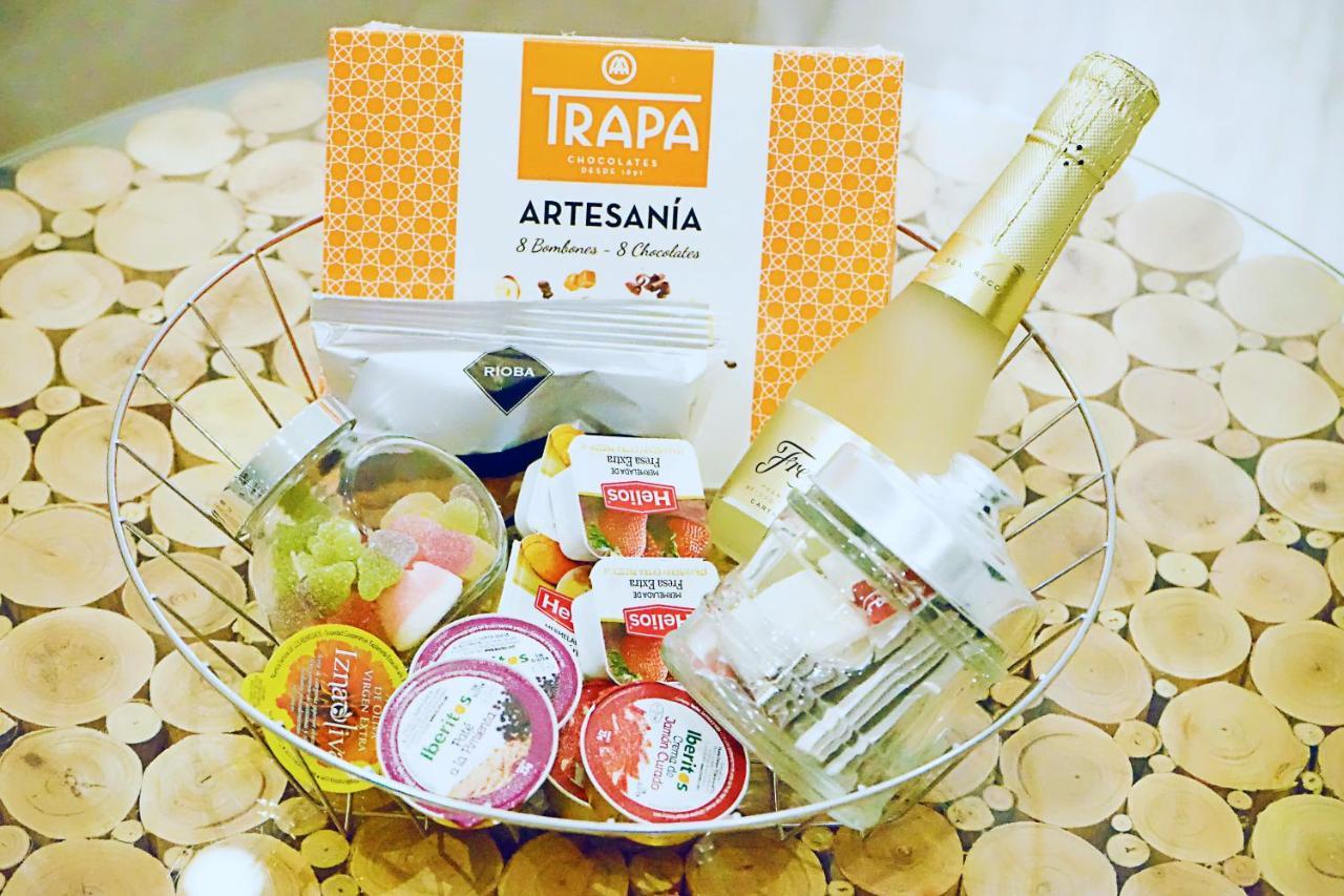 Precioso Apartamento Recien Reformado En Нерха Екстериор снимка