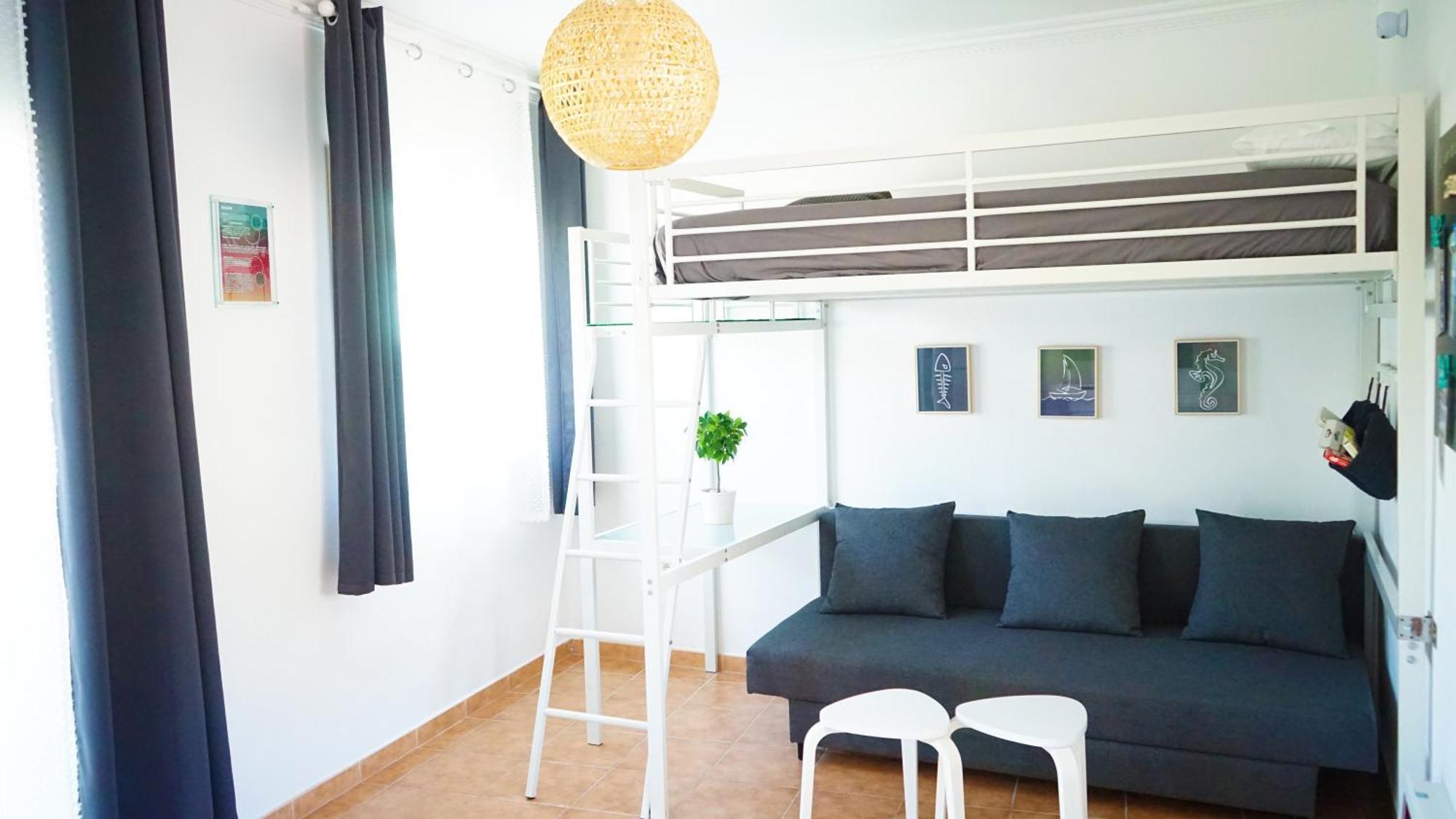 Precioso Apartamento Recien Reformado En Нерха Екстериор снимка